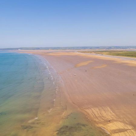 Deluxe Lundy View Villa With Sea Views Westward Ho!  Exterior photo